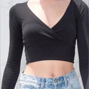 Brandy Melville Black Long Sleeve Crop Top